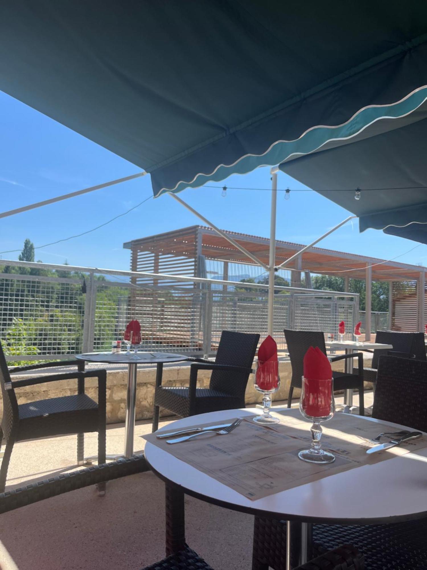 Hotel Restaurant Le Saint Nazaire Екстер'єр фото